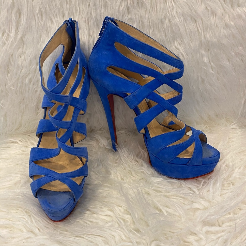 Christian LOUBOUTIN heels
